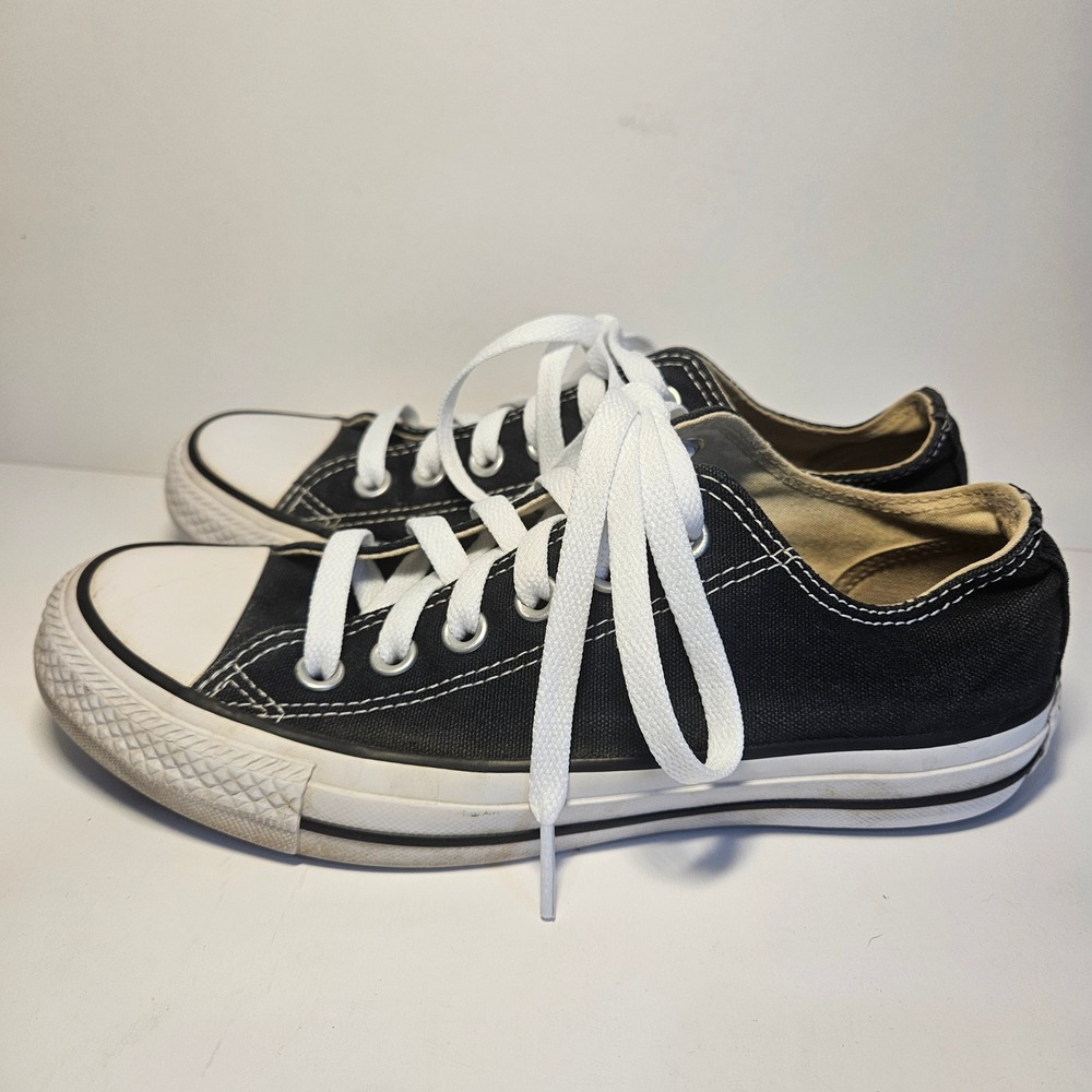 Converse Chuck Taylor All Star‎ Low Top Black Canvas Sneakers W9166 Womens 6.5